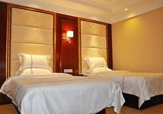 Borman Hotel Guangzhou Panyu Qiaonan Aoyuan Plaza Bagian luar foto
